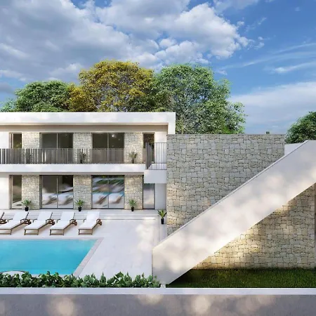 Villa Crowonder New Intrada With Heated Swimming Pool